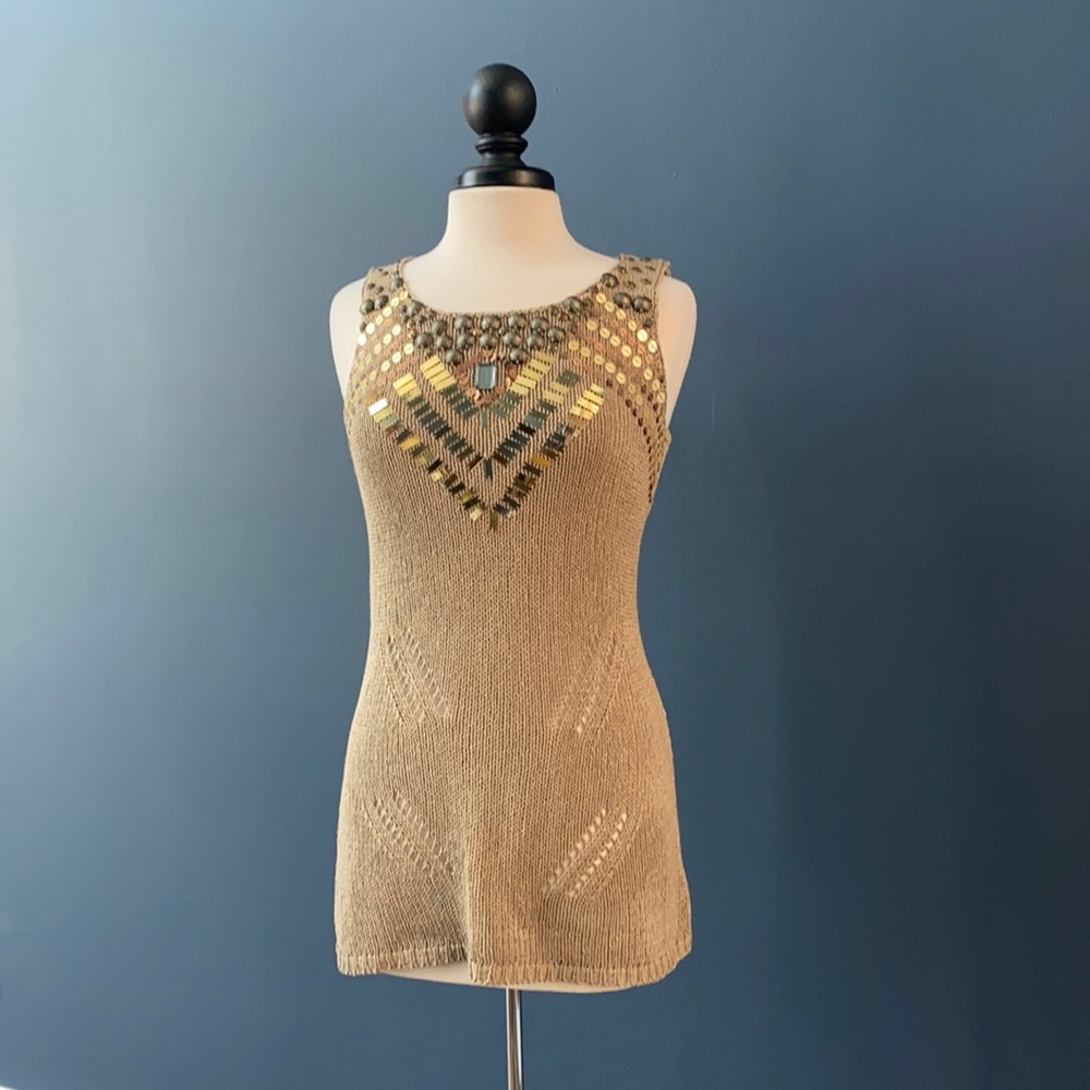 Vertigo Paris Woven Top